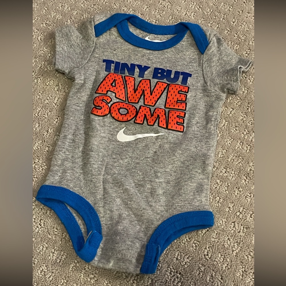 Nike 0-6m gray blue tiny but awesome graphic onesie